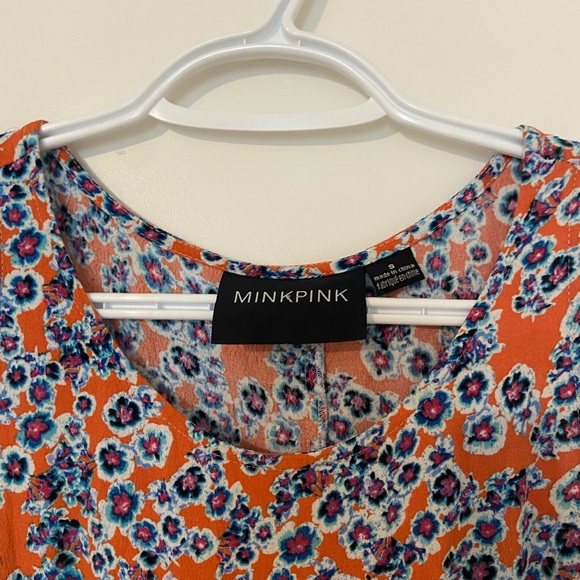 Cute floral mini dress! - Picture 2 of 3